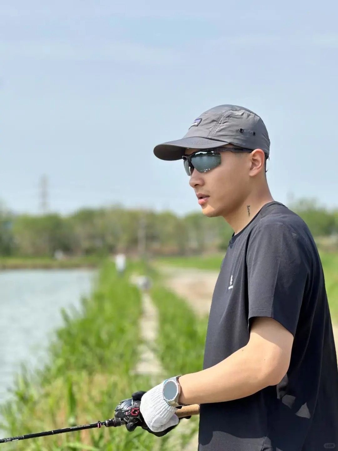 路亚｜成年人不做选择，防晒和帅我都要_2_安东_来自小红书网页版.jpg